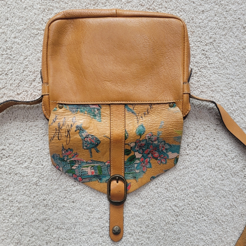 Patricia Nash Painted Floral Leather Crossbody Purse W/Adjustable Strap - Picture 8 of 13